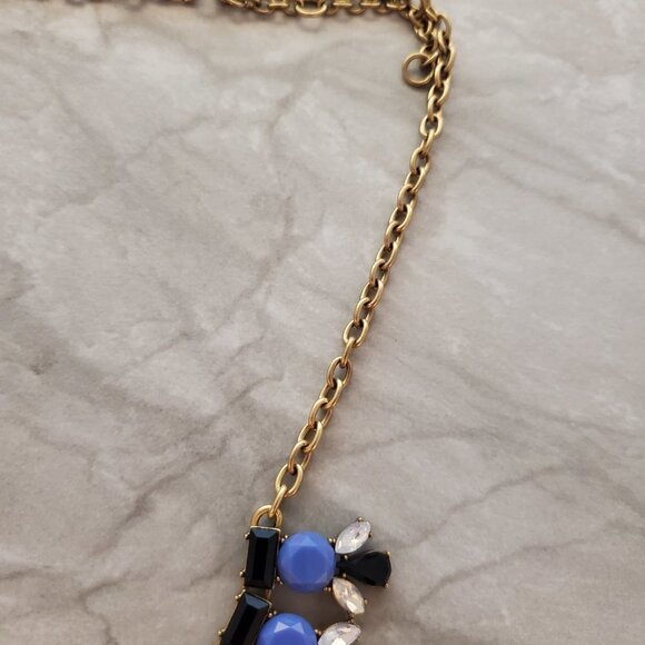 💙 J.Crew Blue Black Rhinestones Crystals Iridescent Cluster Statement Necklace - Picture 4 of 15